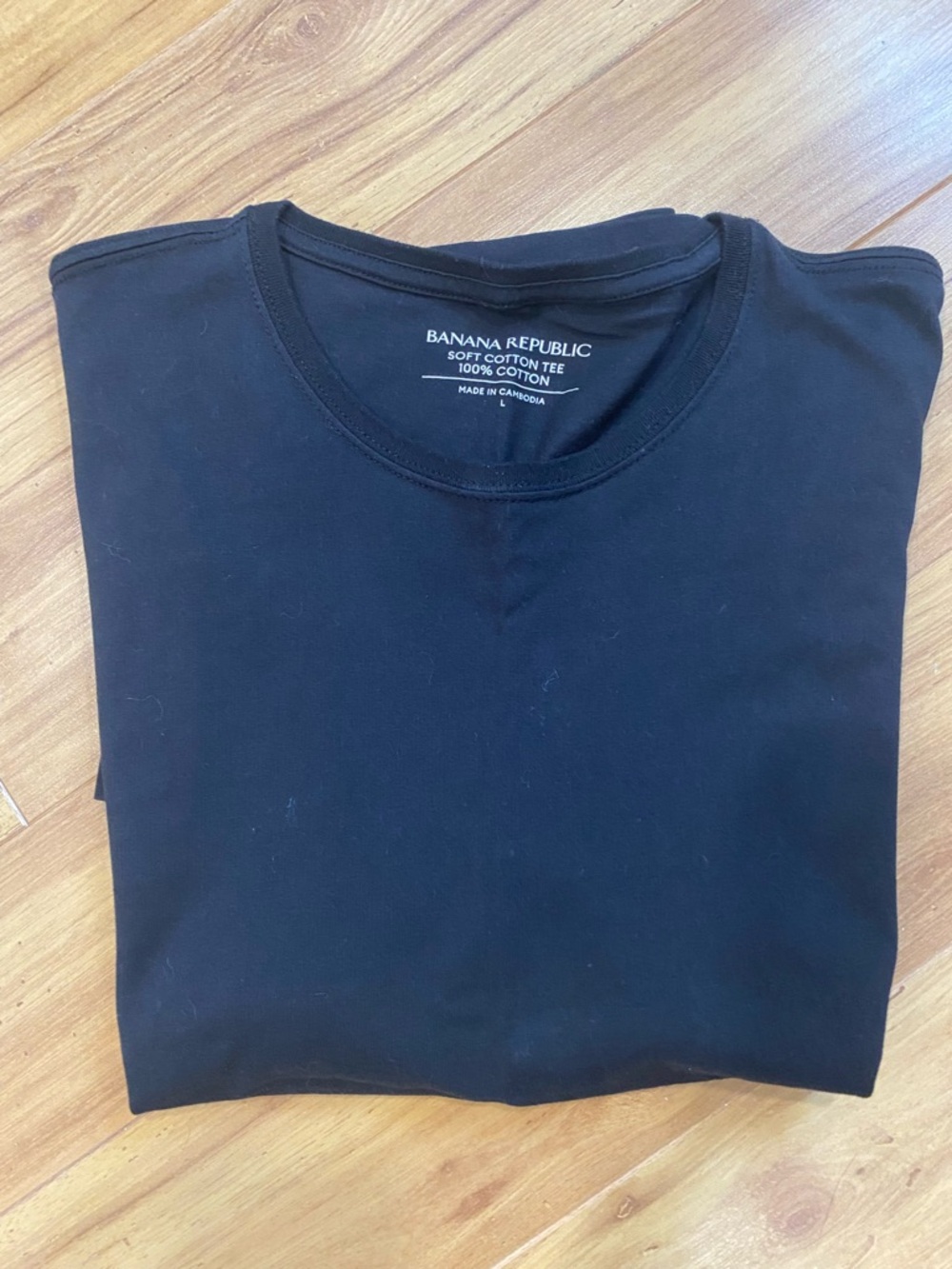 Banana Republic Men’s Black Crew Neck Cotton Tee